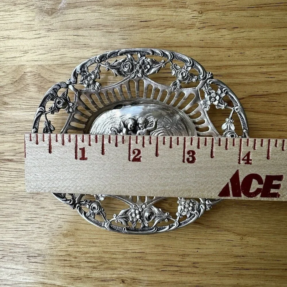 Artisan John Betjemann this antique